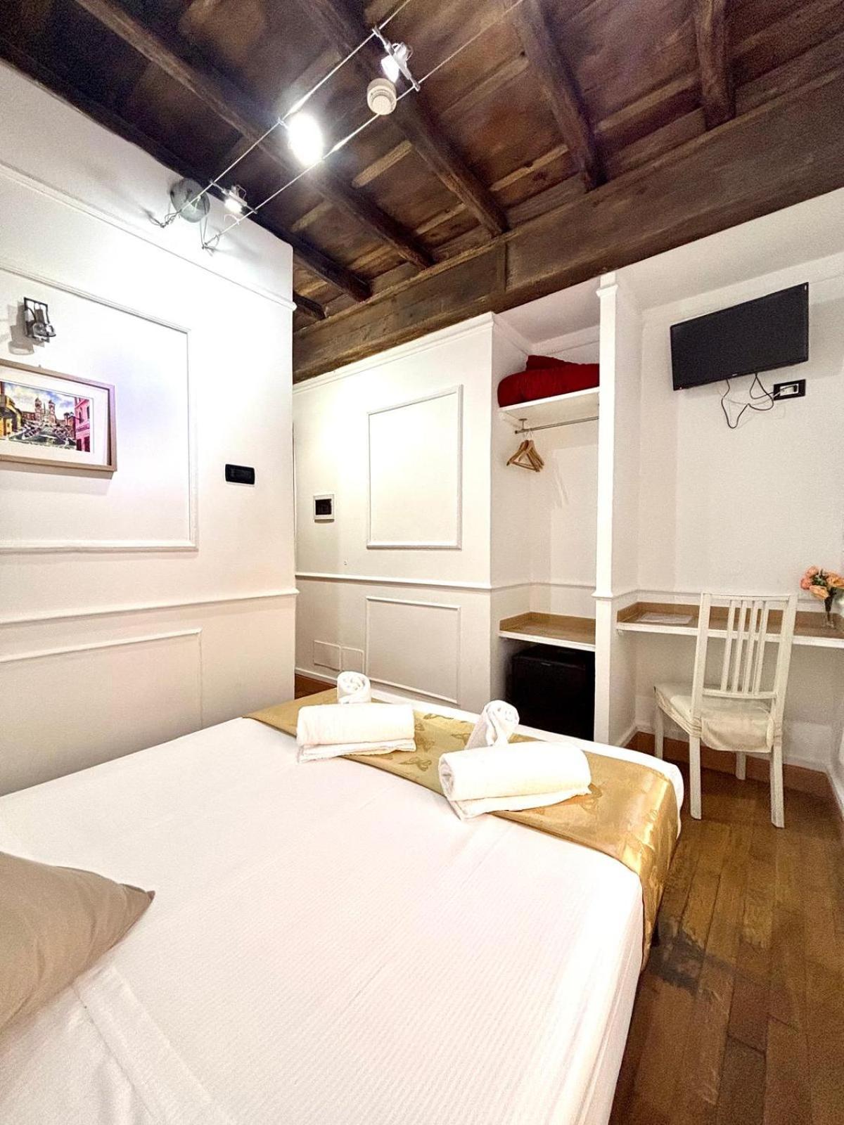 ดอมุส เอสเตอร์ Hotel โรม ภายนอก รูปภาพ